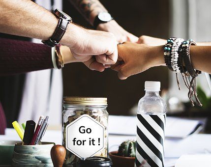 investleading y su compromiso social